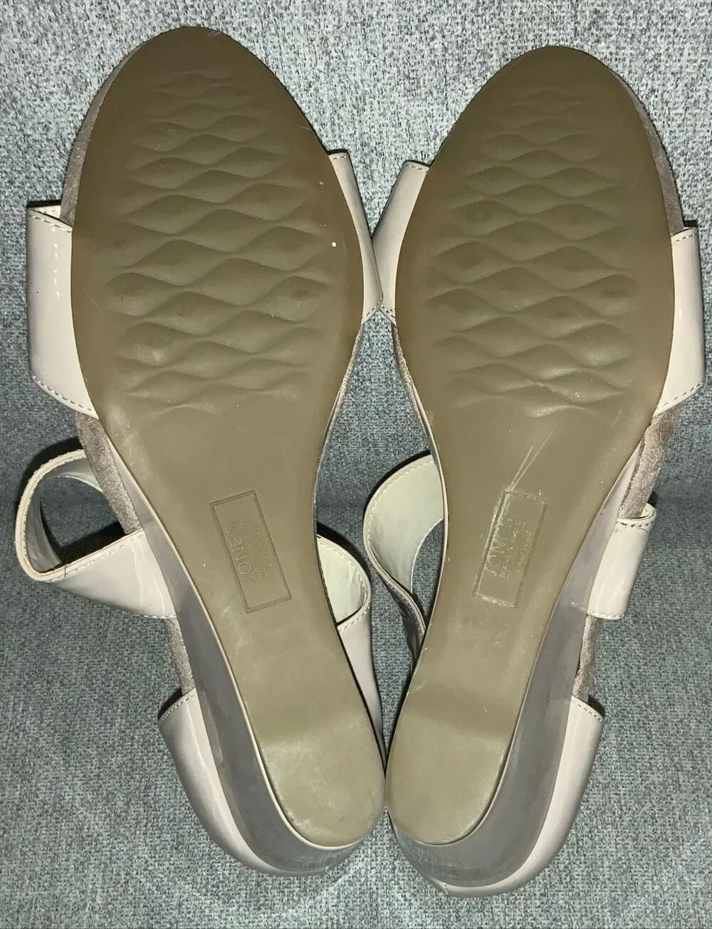 Jones New York Wedges size 10